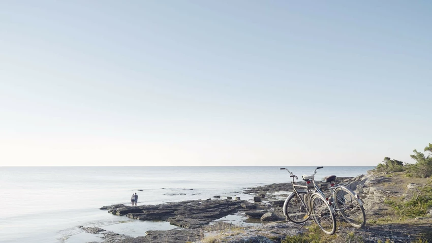 bicycles-at-sea