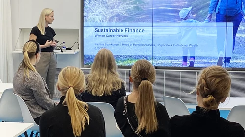 FFP Women in sustainable finance event_Presenting_Oct_2022