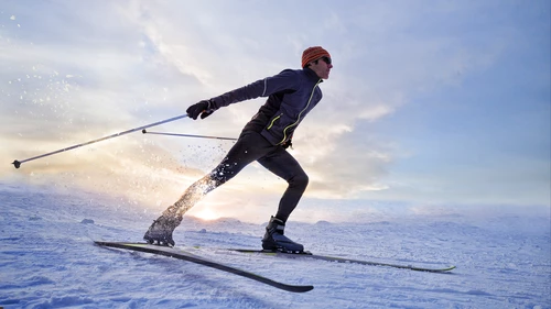 man skiiing