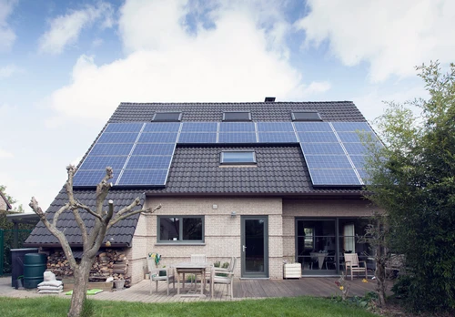 Hus med solceller