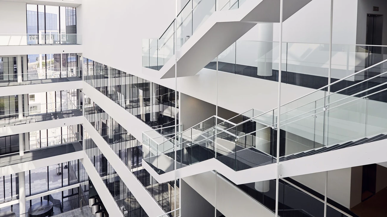 nordea_com-cph_metro-stairs
