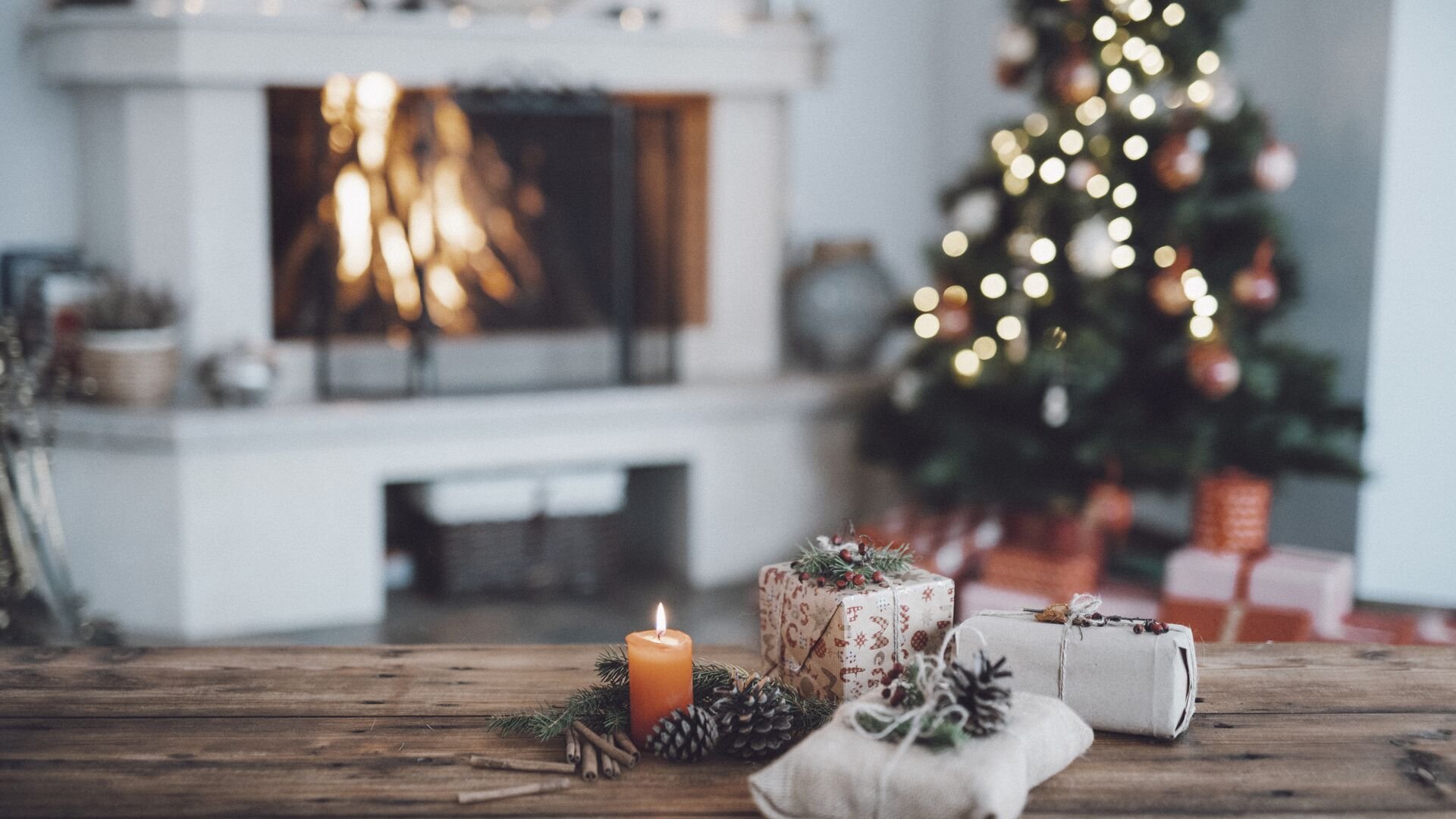 Christmas setting with fireplace, Christmas tree and gifts