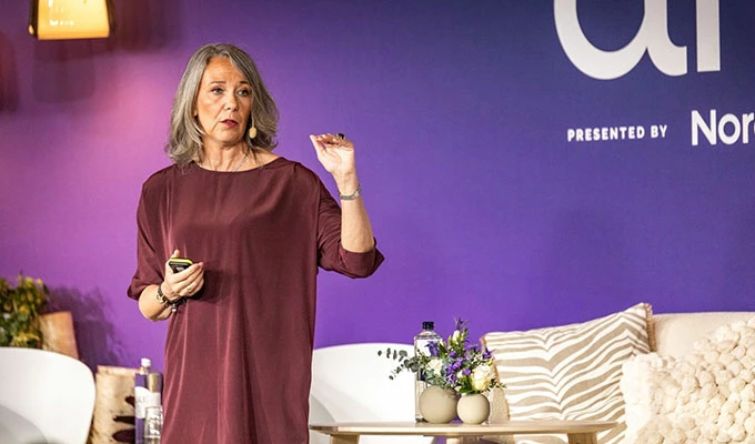 Annika Winsth öppningstalar på Åre Business Forum.