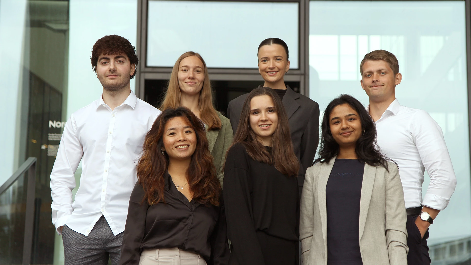 dkinterns2024_group_banner_pic.jpg