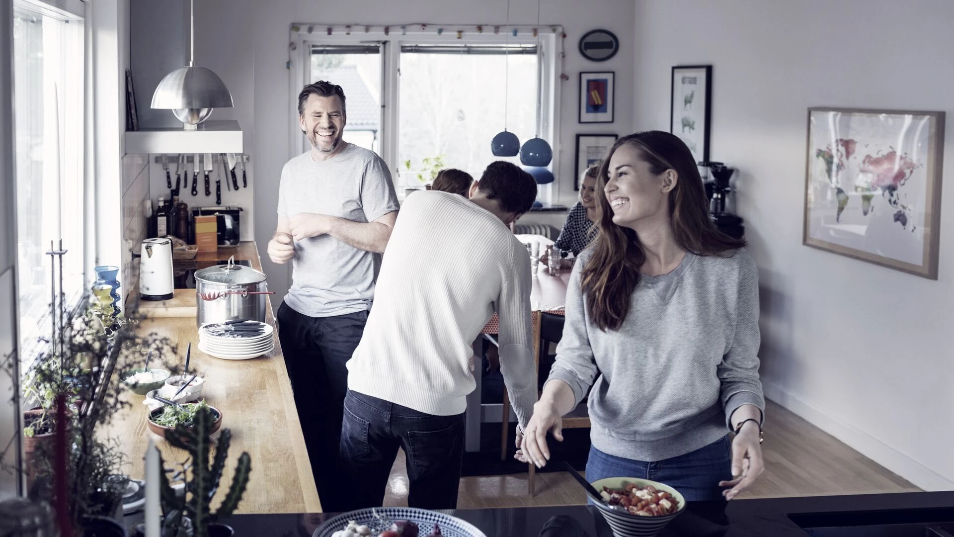 /happy-family-preparing-food-in-kitchen.