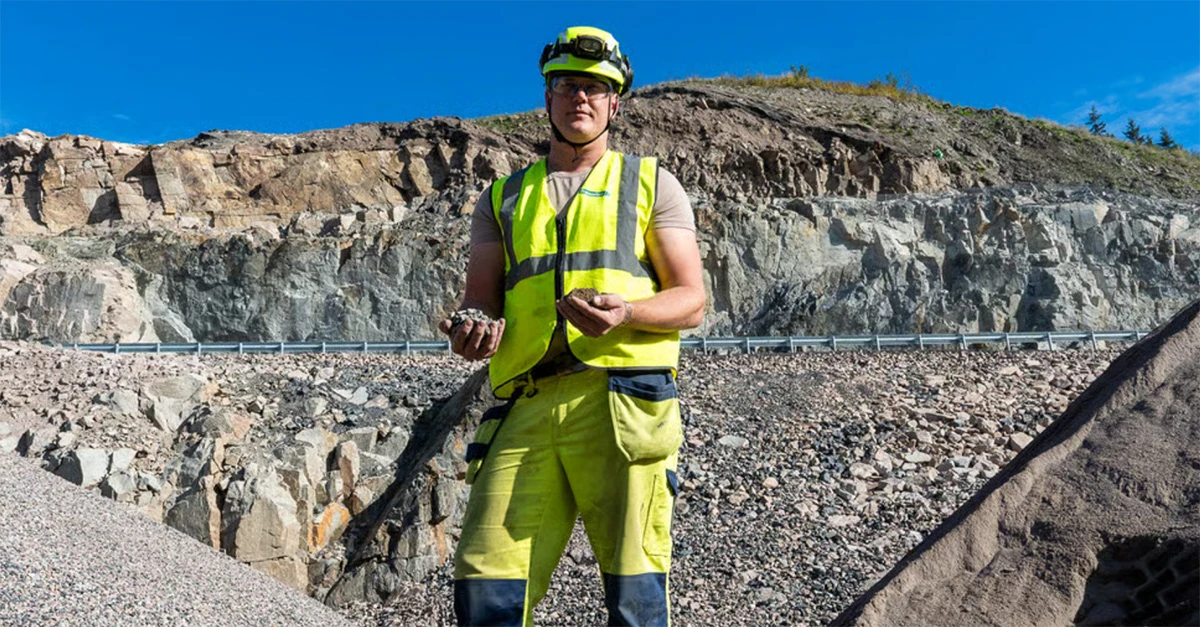 Frano - working - man