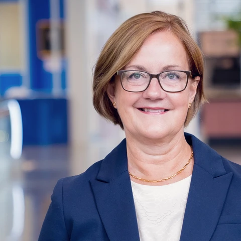 Ingela Gabrielsson, Private Economist