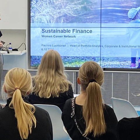 FFP Women in sustainable finance event_Presenting_Oct_2022