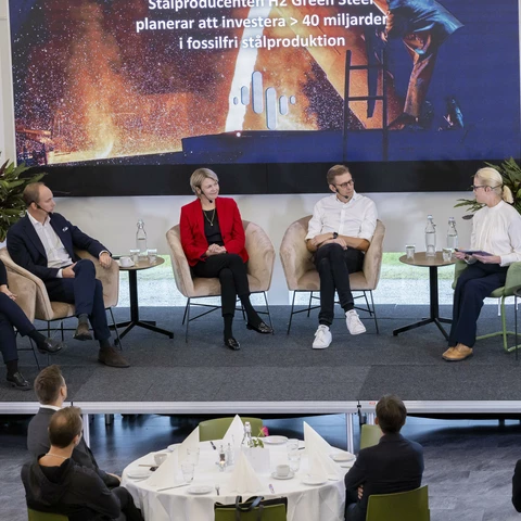 Nordea Summit North panel