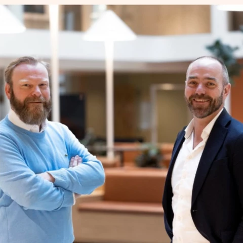  SÅ POTENSIALET: Arve Munthe Ommedal (t. v.) er senior kunderådgiver i Nordea Startup & Growth og har samarbeidet tett med Thor Einar Strand. –  Nordea så det samme potensialet som vi ser i StrømKontroll, forteller Strand.