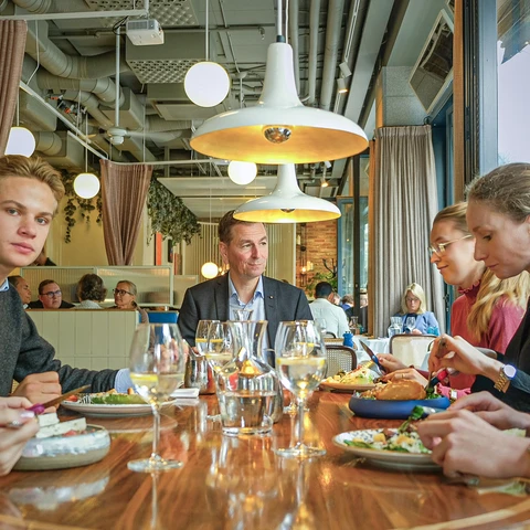 esg_intern2023_lunch.png
