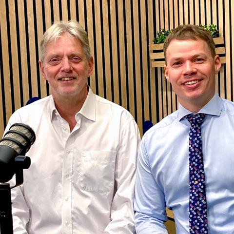 cheføkonom Helge J. Pedersen og senior strateg Simon Kristiansen 
