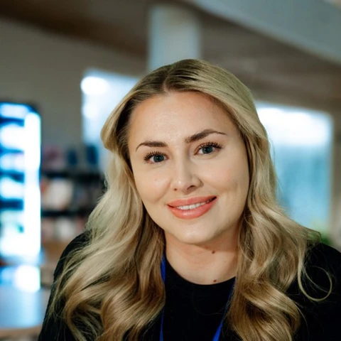 Isabella jobber i Nordea